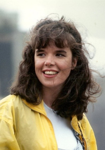 丽莎·布朗温·摩尔