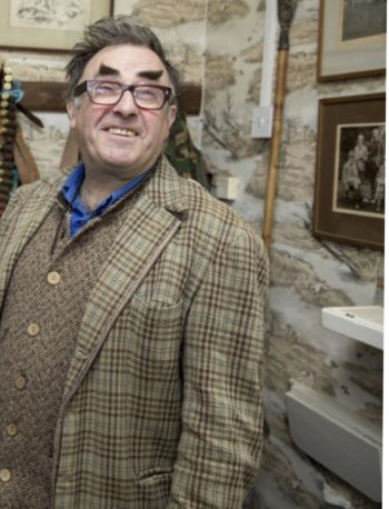 德斯蒙德·麦卡锡