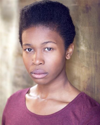 格洛里亚·奥比安约