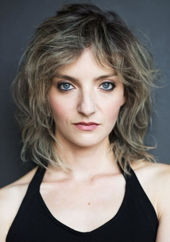 拉里萨·科里韦