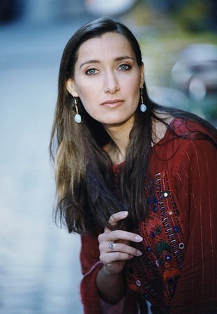 内罗菲·帕齐拉