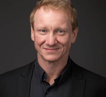 戴维·普里多摩尔