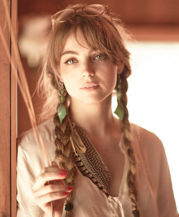 利亚纳·康奈尔