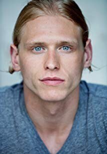 尼古拉斯·罗根