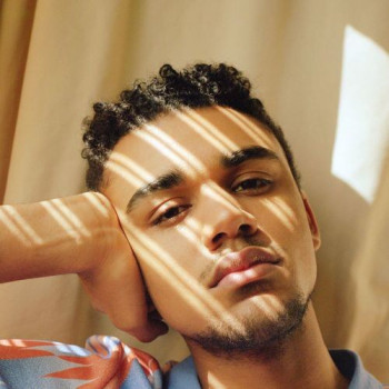 兰斯顿·伊贝尔