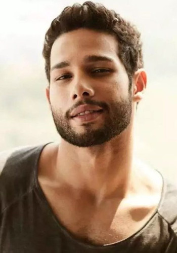 希坦特·查杜尔韦迪