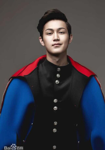 热亚提·塔依尔