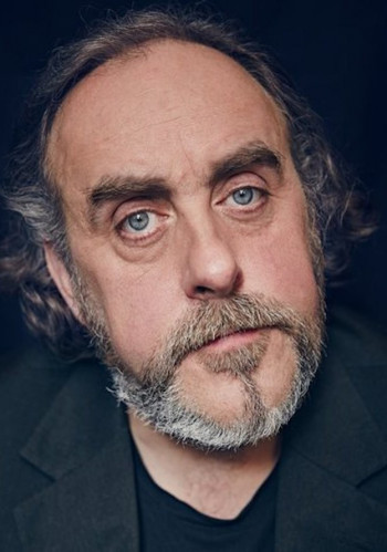 安格斯·巴尼特