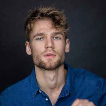 西蒙纳斯·莫祖拉