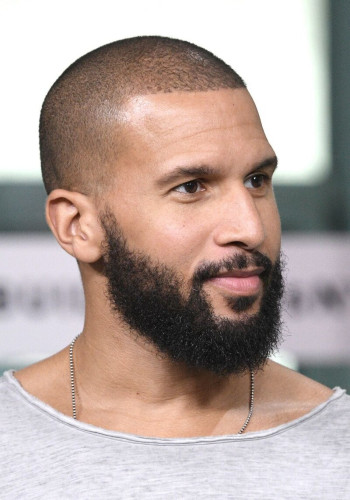 西德尼·詹姆斯·哈考特