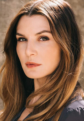 安吉拉·玛莉·罗伊