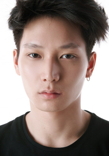 纳塔拉·诺帕卢塔亚朋