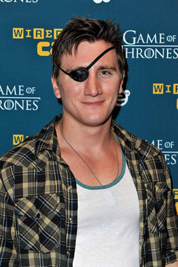 杰森·特罗斯特