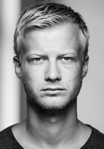 古斯塔夫·代克尔吉塞