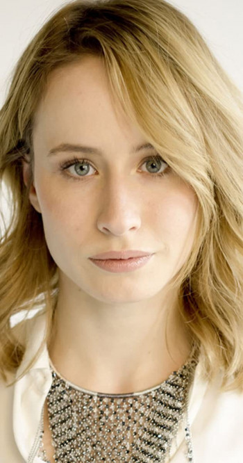 米拉·艾丽萨·戈雷斯