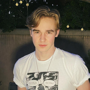 卡伊·卡德莱茨