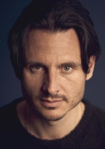 查尔斯·马丁斯