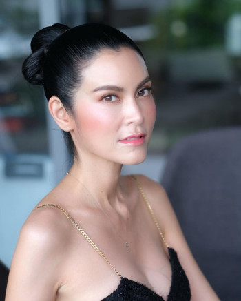 凯梅妮·瓦塔纳辛