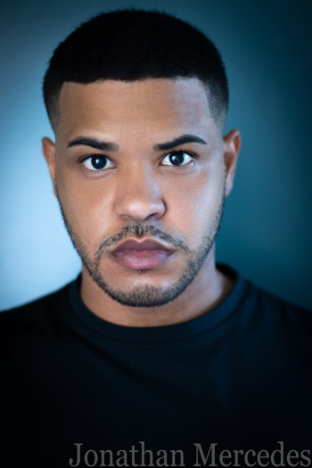 乔纳森·梅赛德斯