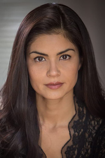 阿尔玛·西斯内罗斯