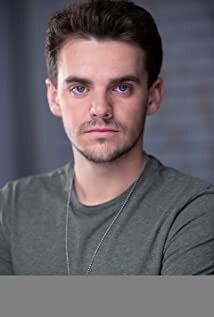 钱利·格莱德希尔