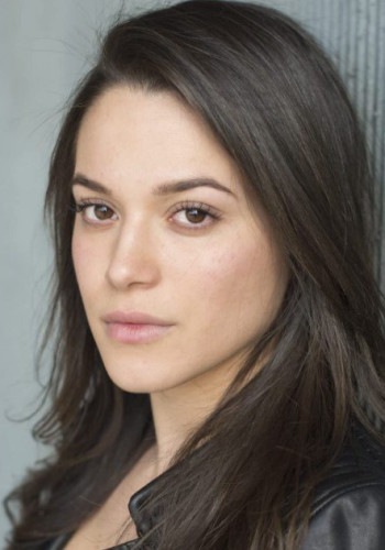 斯蒂芬妮·阿西拉