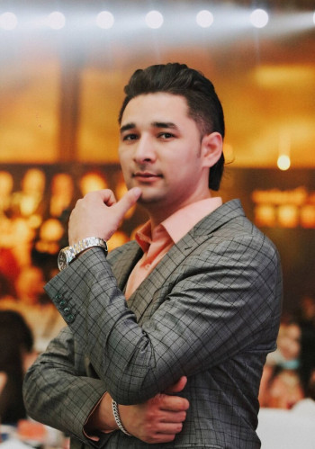 图尔荪拜·亚森