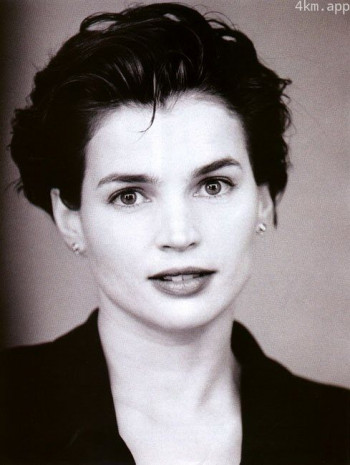 朱莉娅·奥蒙德