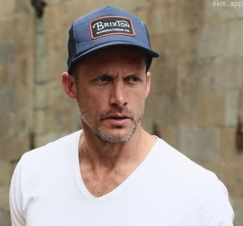 韦德·伊斯特伍德