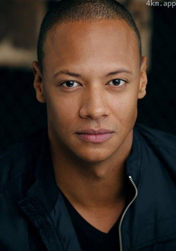 艾默生·布鲁克斯