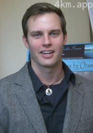 特拉维斯·舒德特