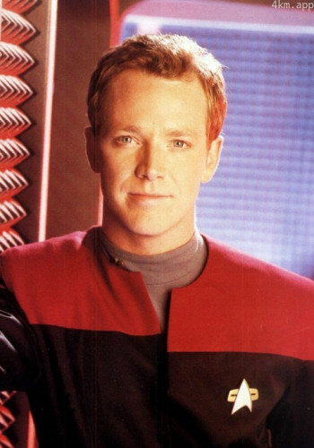 罗伯特·邓肯·麦克尼尔