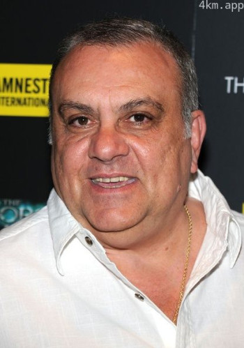 文森特·库拉托拉