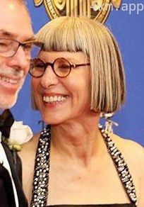 洛伊斯·布尔维尔