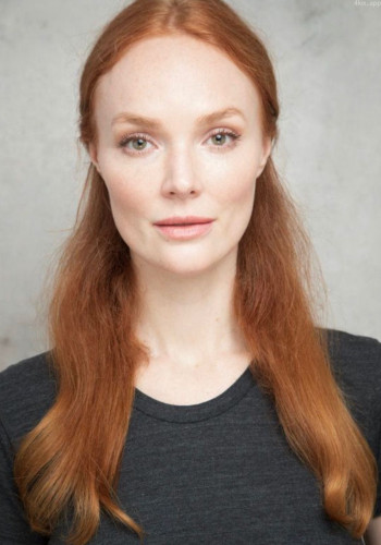 西尔维娅·弗洛特