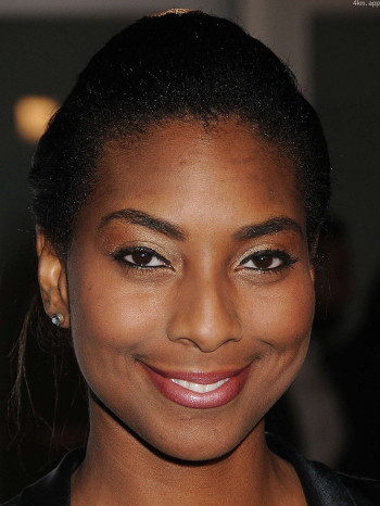 纳皮埃拉·格罗夫斯