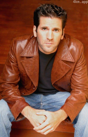 迈克尔-约翰·沃尔夫