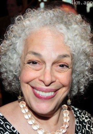 玛丽琳·索科尔