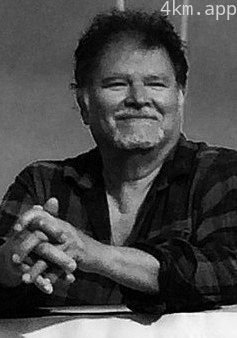 迈克尔·科瓦尔斯基