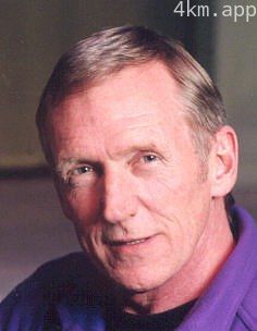 布鲁斯·菲利普斯