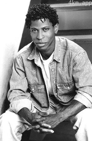 拉里·B·斯科特