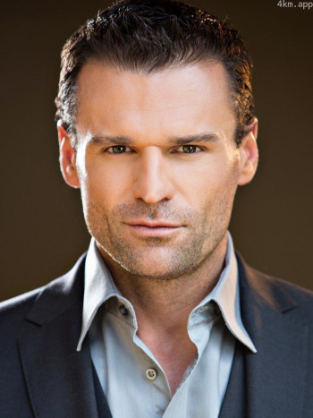 史蒂芬·邓利维