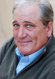 萨姆·阿耶尔斯