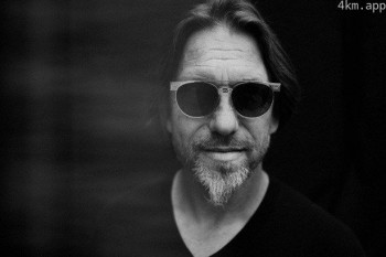 J·迈克尔·穆罗