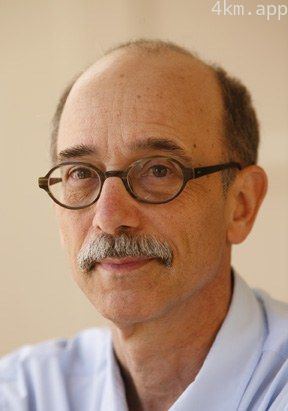 尼古拉斯·卡赞