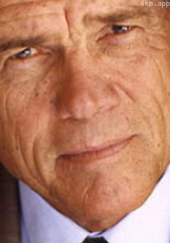 查尔斯·豪尔顿