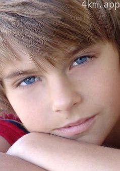 瑞安·汉森·布拉德福德