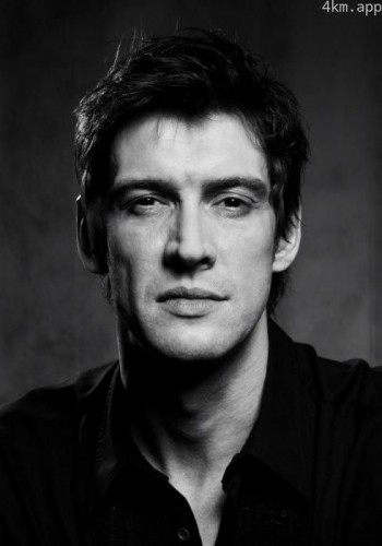 阿德里安·鲍尔