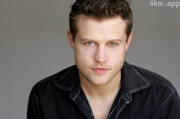 亚当·格莱姆斯