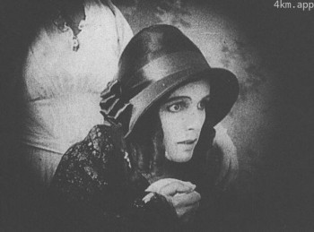 格里塔·斯楚瑞德